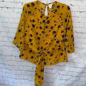 🌸Harper Heritage Top Size S